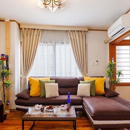 Naha Gajumaru Apartment Hotel 301 Eksteriør billede